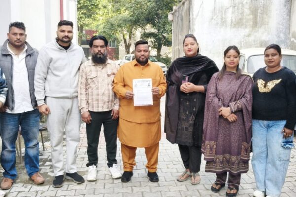 असला’ गीत को लेकर शिवसेना लॉयन ने मनकीरत औलख के खिलाफ कमिश्नर को दी शिकायत” FIR दर्ज करने की मांग:- बंटी